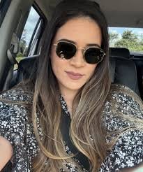 CARLA SANTANA