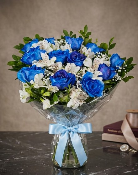 Bouquet com 12 rosas azuis