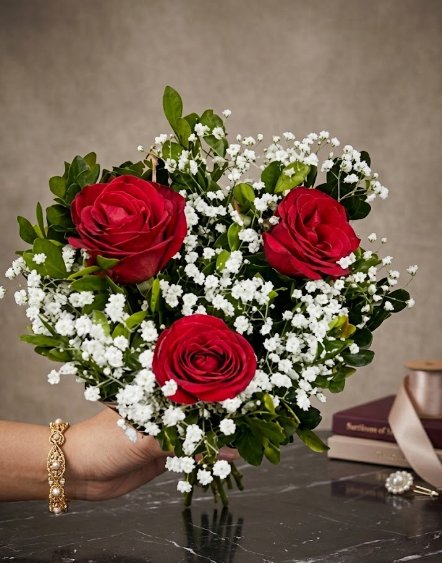 Bouquet com 3 rosas vermelhas